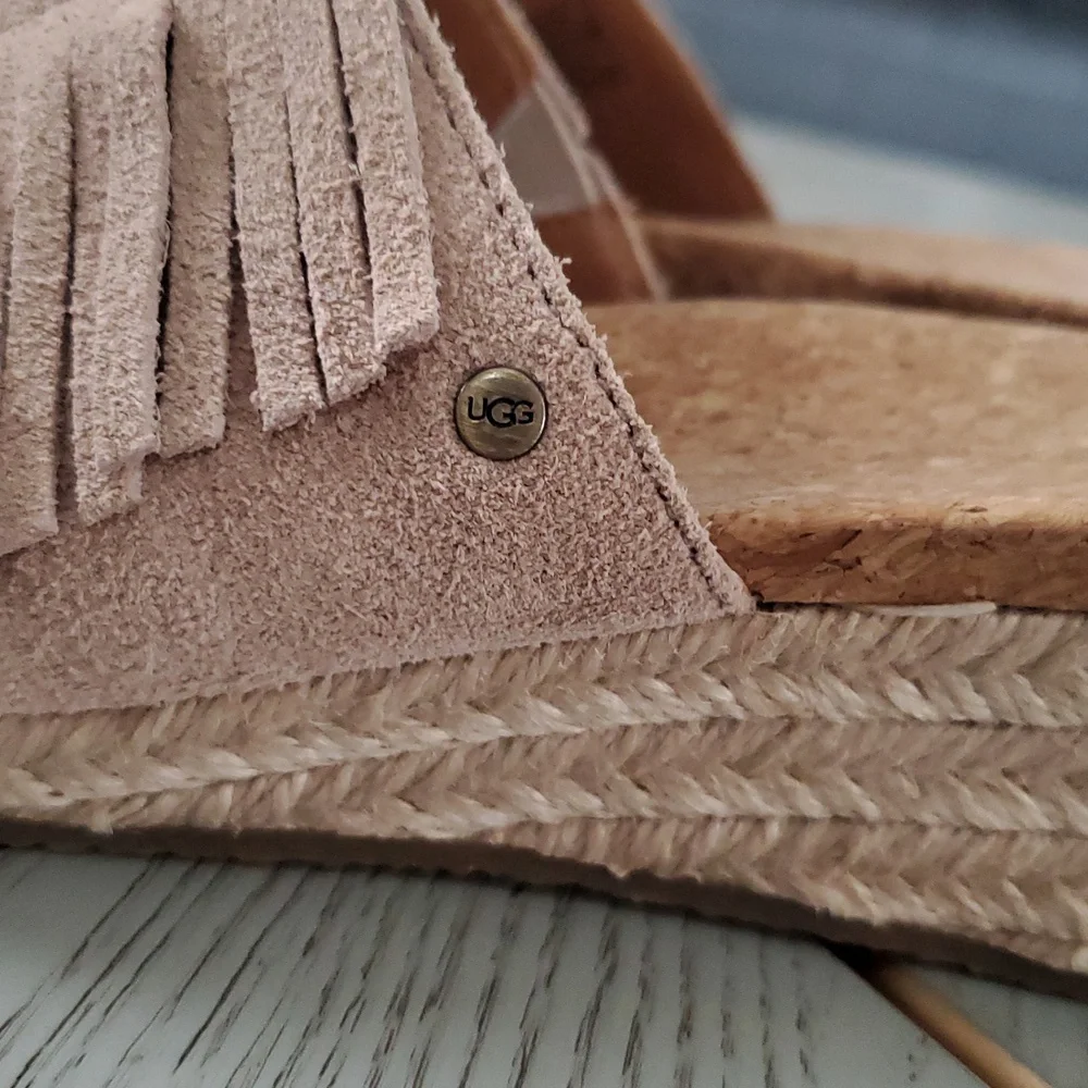 UGG Fringe Wedges Suede Tan Slide Sandal. Size 8.